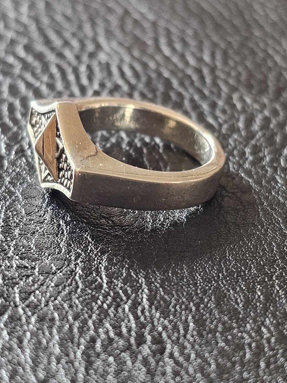 Merkaba Signet Ring - Etah Love - Picture 2 of 4